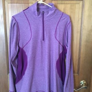 C9 - Champion long sleeve partial zip top